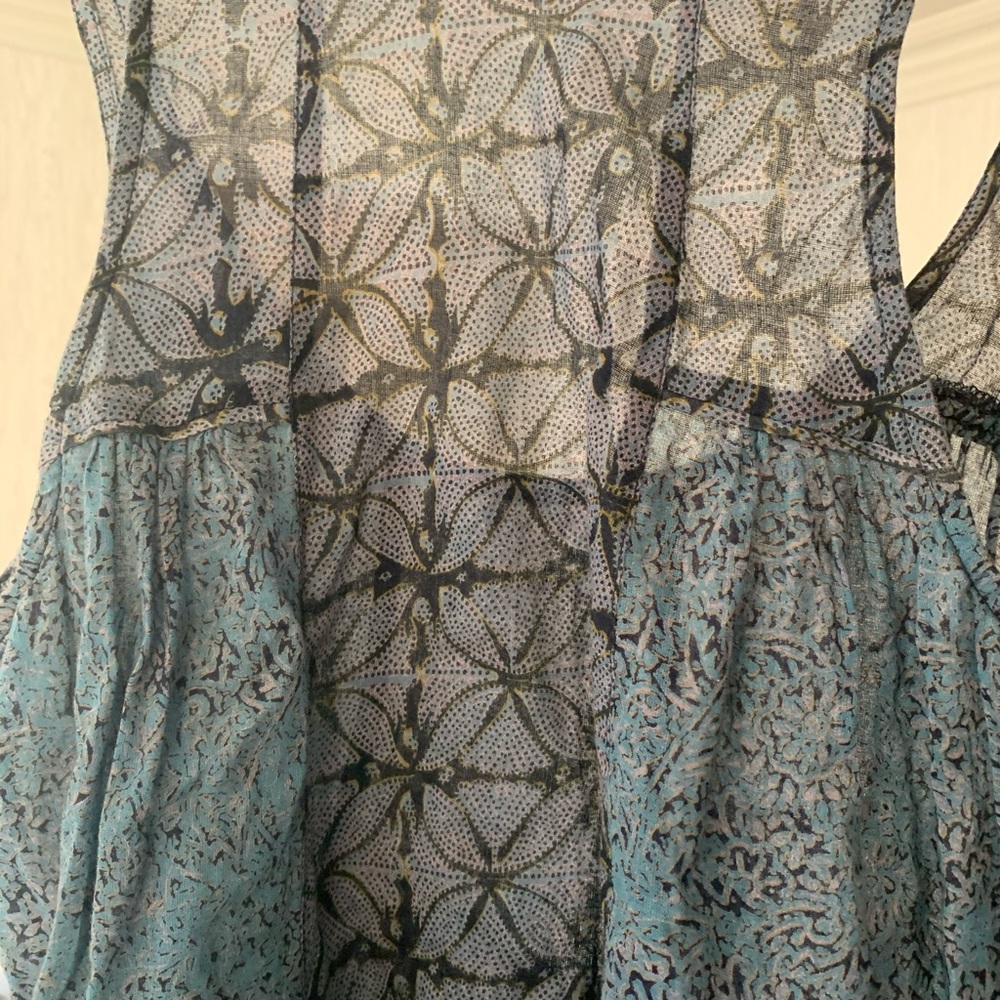 Sheer Tank - Picture 5 of 5